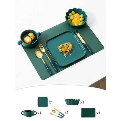 Sophisticated Continental Dining Set with Complete Steak Knife and Dish Collection